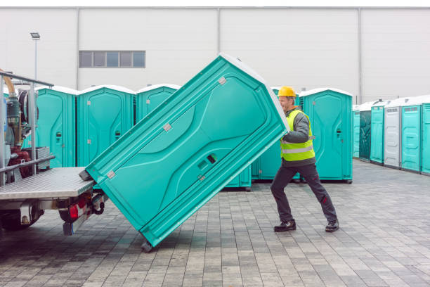 Best Restroom trailer rental cost  in Maple Lake, MN